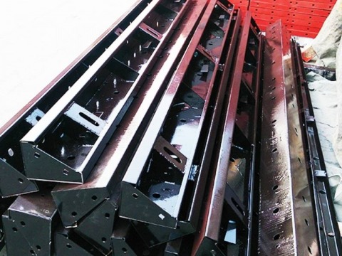 แบบเหล็กถนน